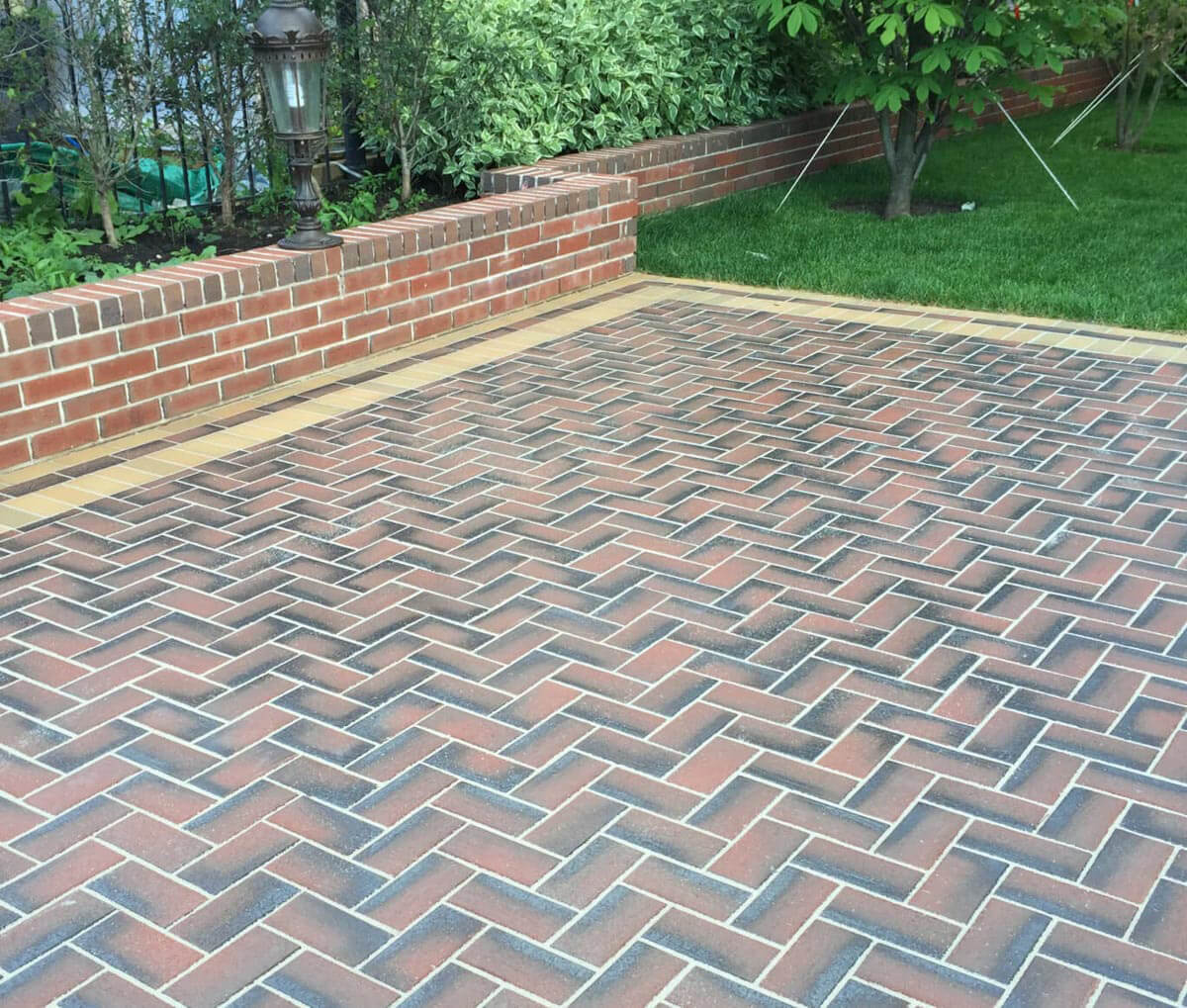 Клинкерная брусчатка Feldhaus Klinker gala nero P408KDF* 200x100x52 — Клинкерная