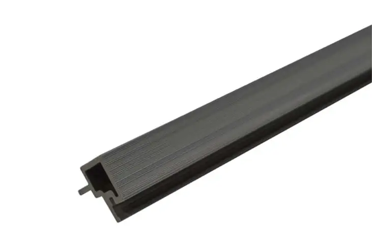 Угловой профиль CM Wall 3000х56х49мм цвет black wood (черное дерево) — Grandline