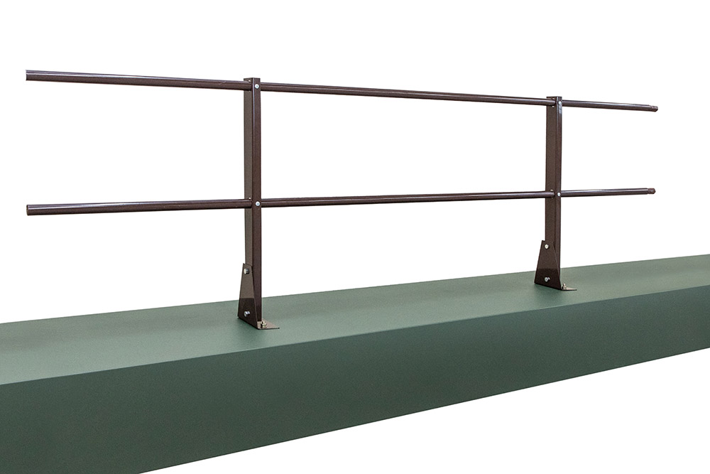Ограждение кровельное для парапета на плоскую кровлю RAL 8017 (2,0х0,6м) — Grandline