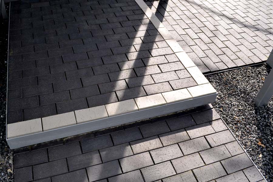 Брусчатка Roben SCHWABING (schwarz-nuanciert gefast) 200x100x40 — Клинкерная