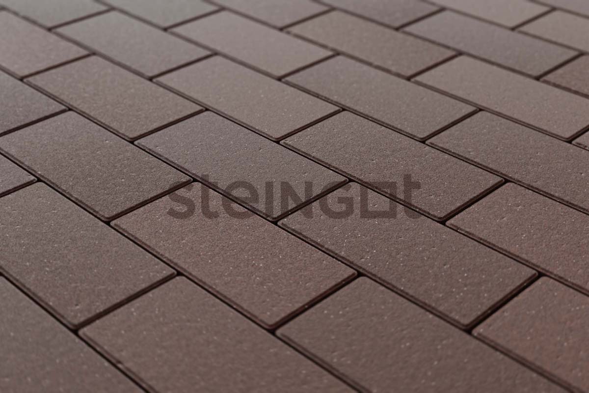 Плитка тротуарная Steingot Моноцвет Прямоугольник (фаска 1,5мм) 200х100х60мм темно-коричневый частичный прокрас — Grandline