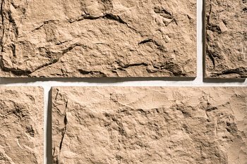 Рядовая плитка Leonardo Stone Бретань 933 с расшивкой 1,5 см — Grandline